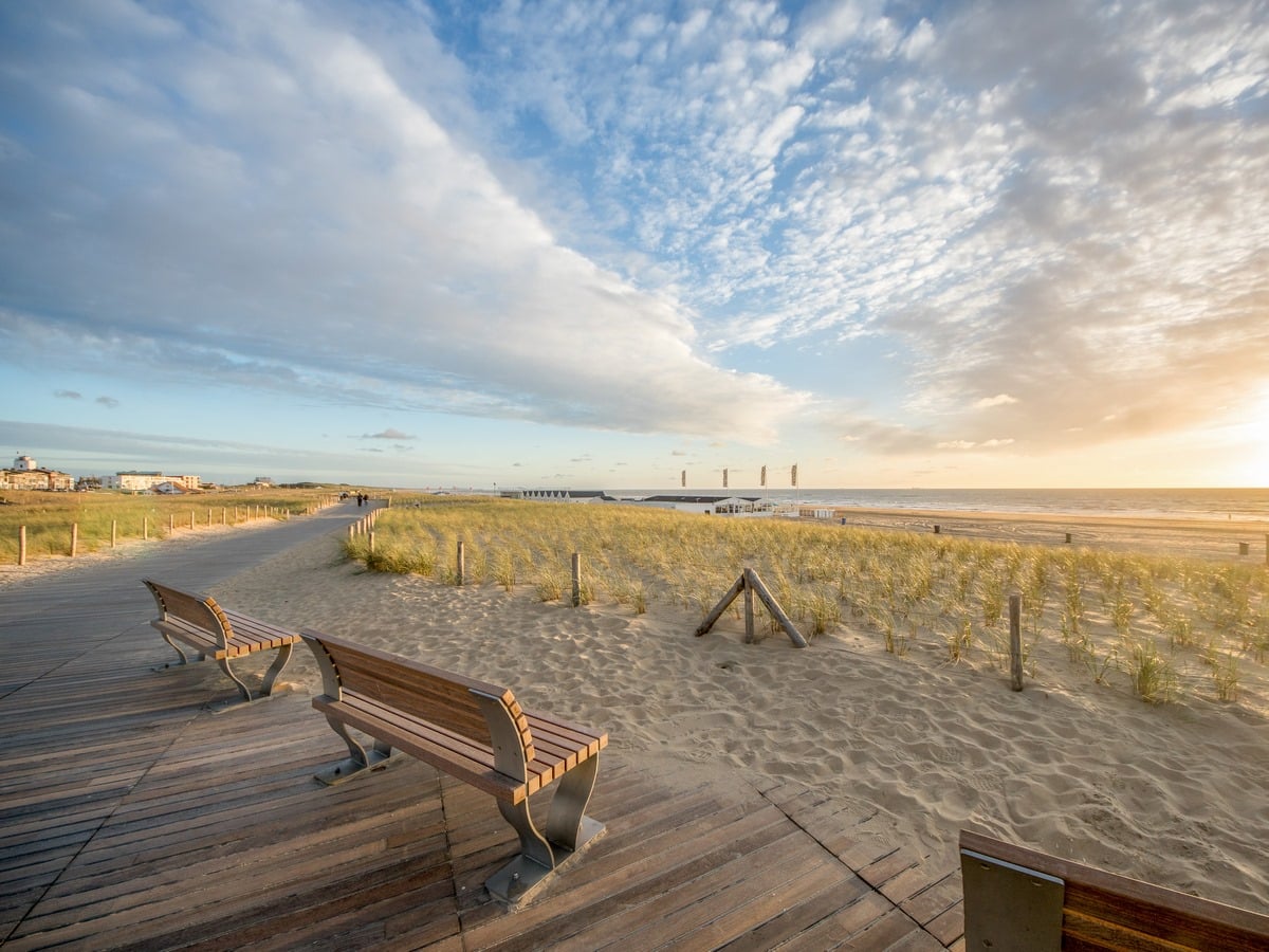 duinen strand bankjes